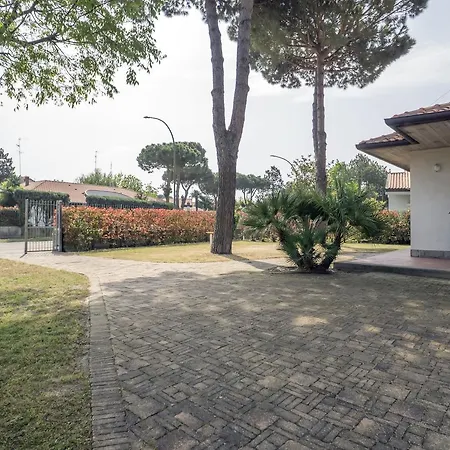 Club 49 Villa